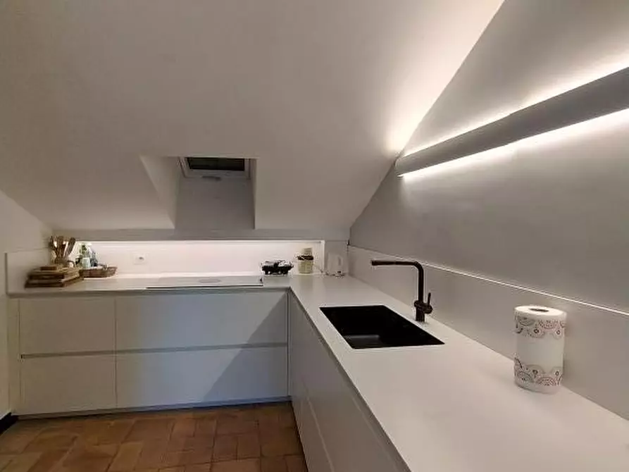 Immagine 17 di Appartamento in vendita  a Celle Ligure