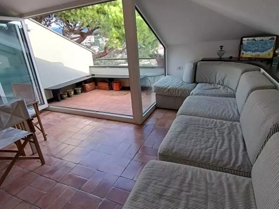 Immagine 7 di Appartamento in vendita  a Celle Ligure