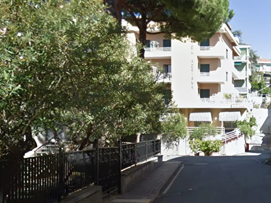 Immagine 1 di Appartamento in vendita  a Celle Ligure