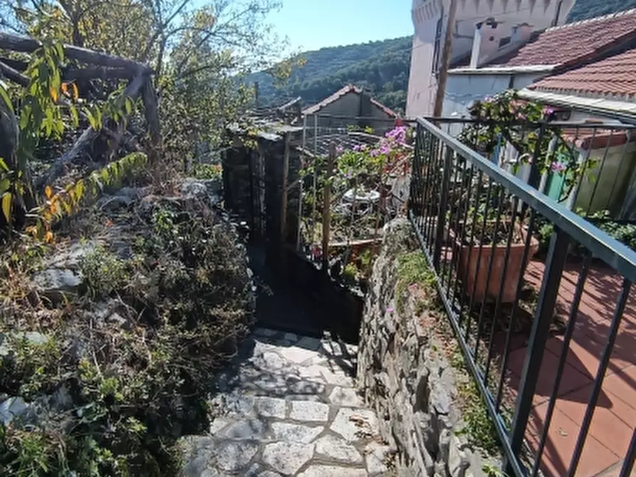 Immagine 38 di Appartamento in vendita  a Celle Ligure