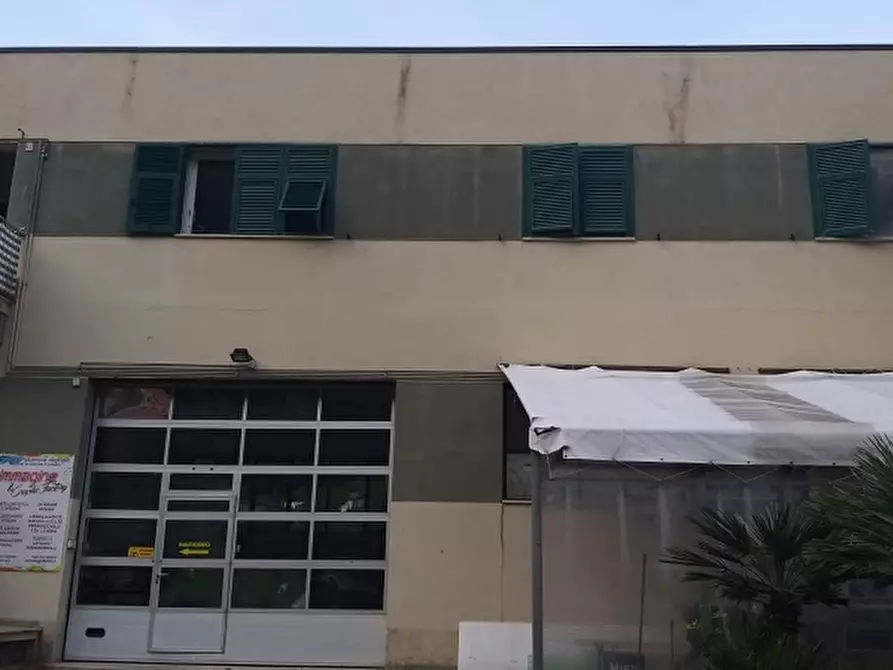 Immagine 2 di Appartamento in vendita  a Celle Ligure