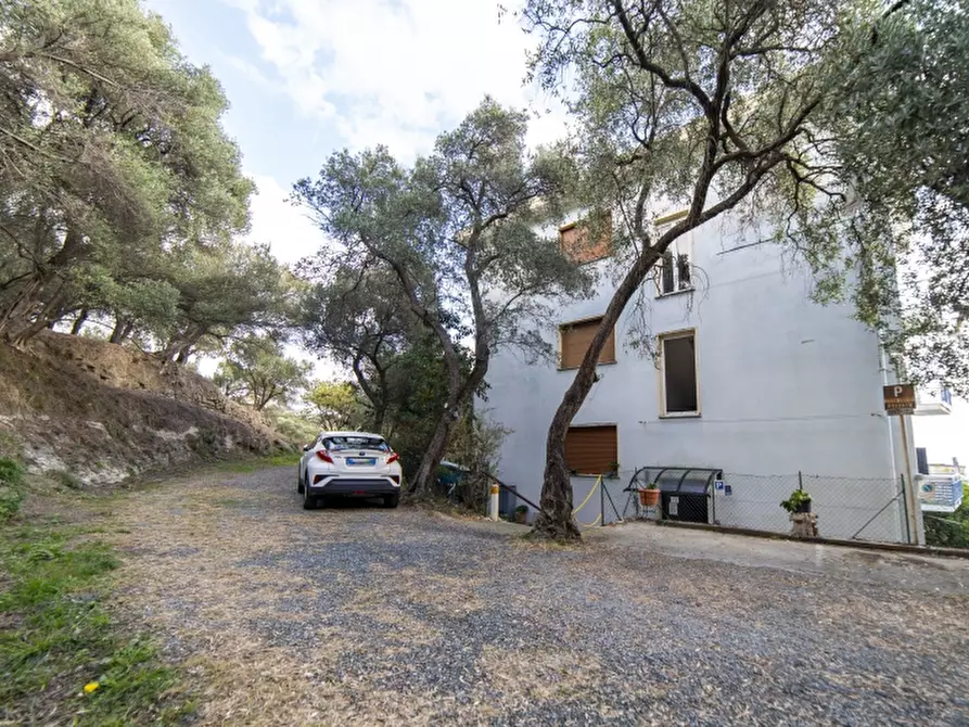 Immagine 20 di Appartamento in vendita  a Celle Ligure