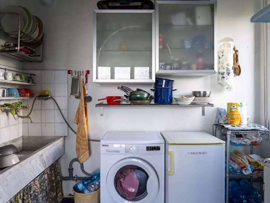 Immagine 11 di Appartamento in vendita  a Celle Ligure