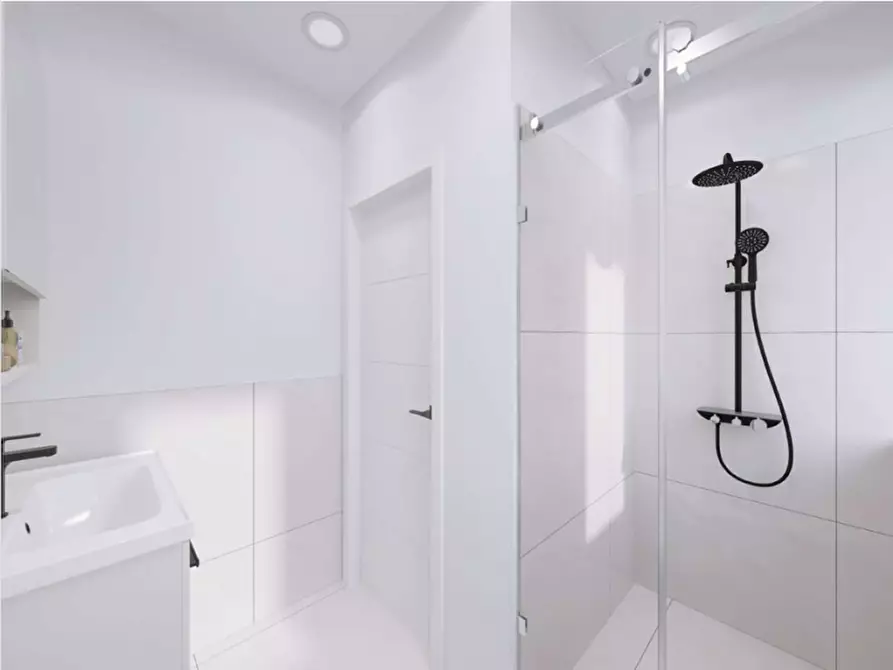 Immagine 10 di Appartamento in vendita  in via Piave 166 a Varazze