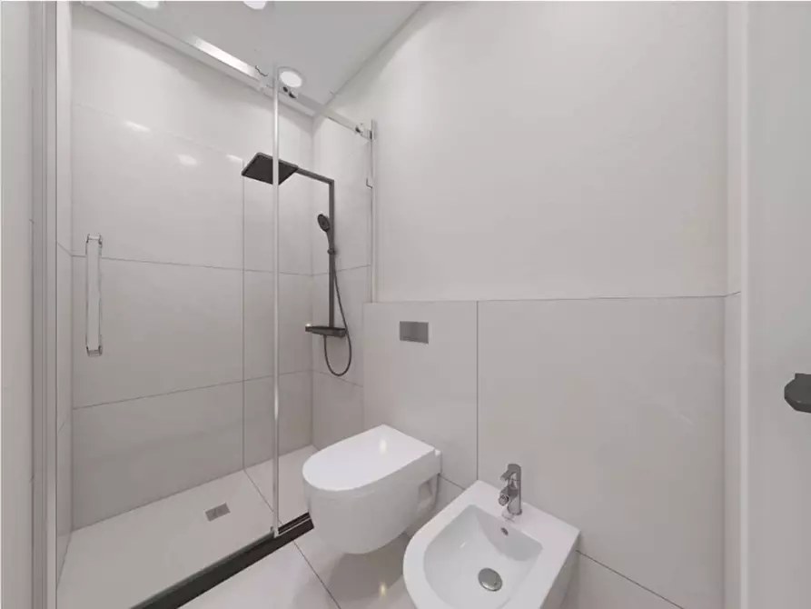 Immagine 9 di Appartamento in vendita  a Varazze