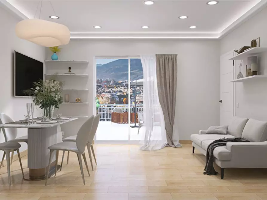 Immagine 1 di Appartamento in vendita  a Varazze