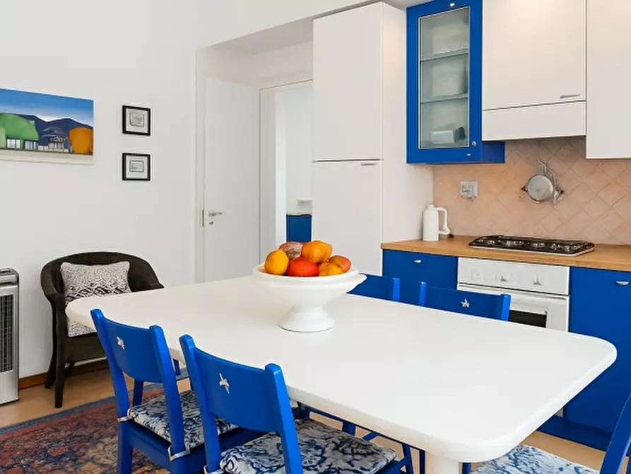 Immagine 3 di Appartamento in vendita  a Varazze