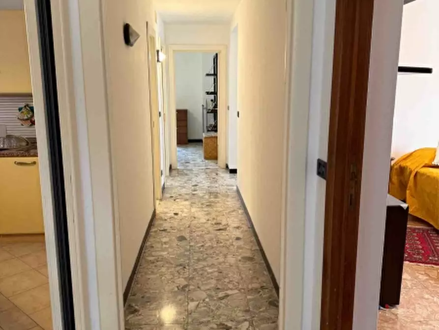 Immagine 10 di Appartamento in affitto  in via Verdi 8 a Celle Ligure