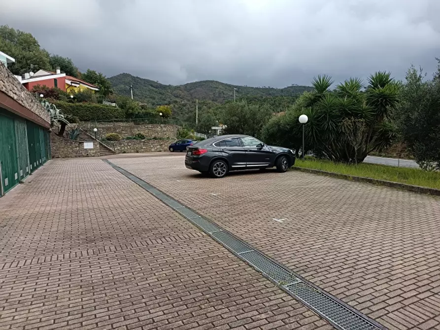 Immagine 3 di Box auto in vendita  a Celle Ligure