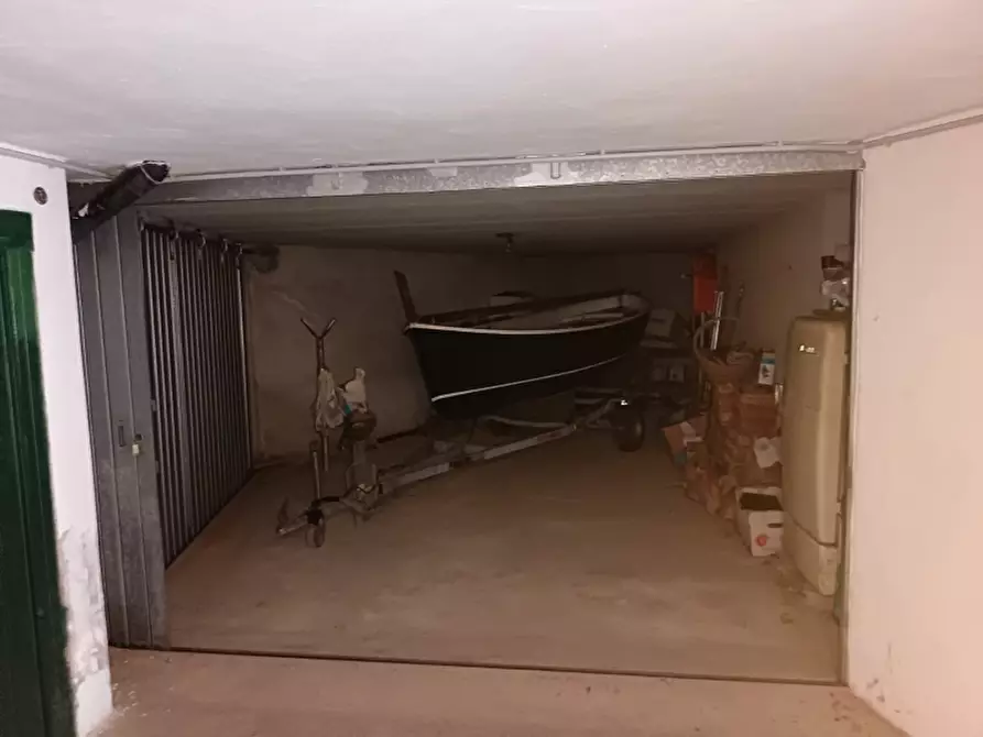 Immagine 5 di Box auto in vendita  in via Cassisi 60 a Celle Ligure