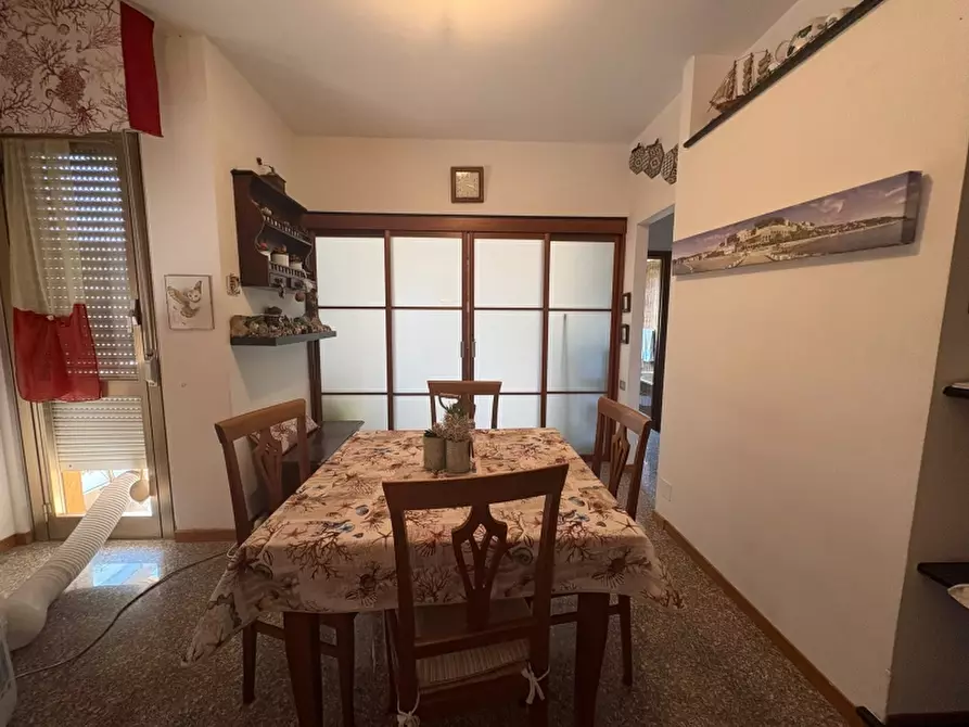 Immagine 2 di Appartamento in vendita  a Celle Ligure