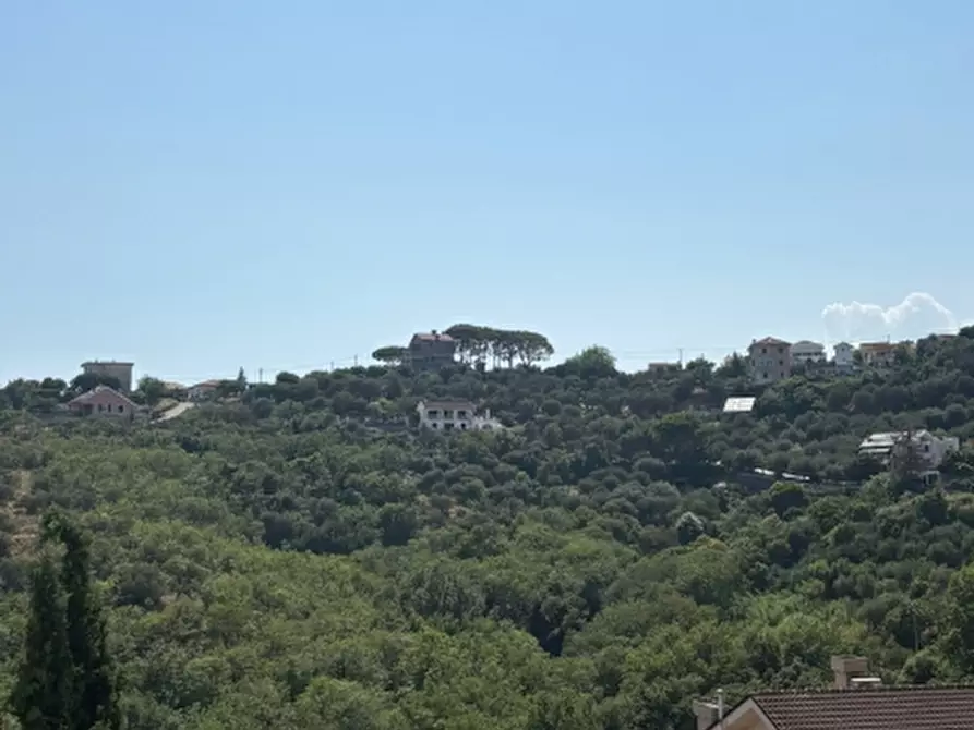 Immagine 4 di Appartamento in vendita  a Celle Ligure