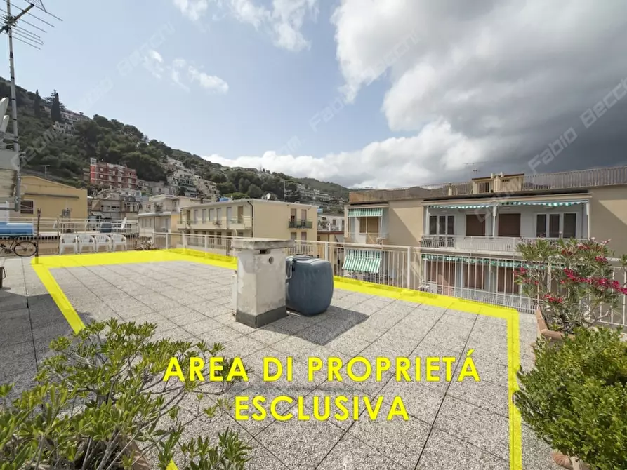 Immagine 15 di Appartamento in vendita  a Laigueglia