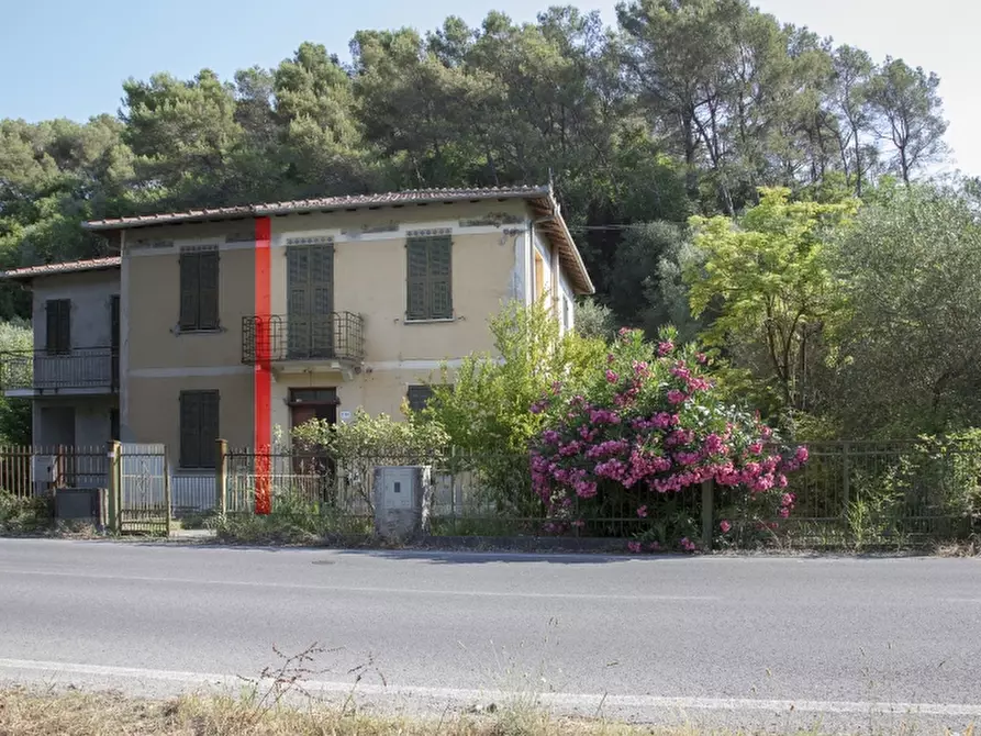 Immagine 2 di Appartamento in vendita  a Andora