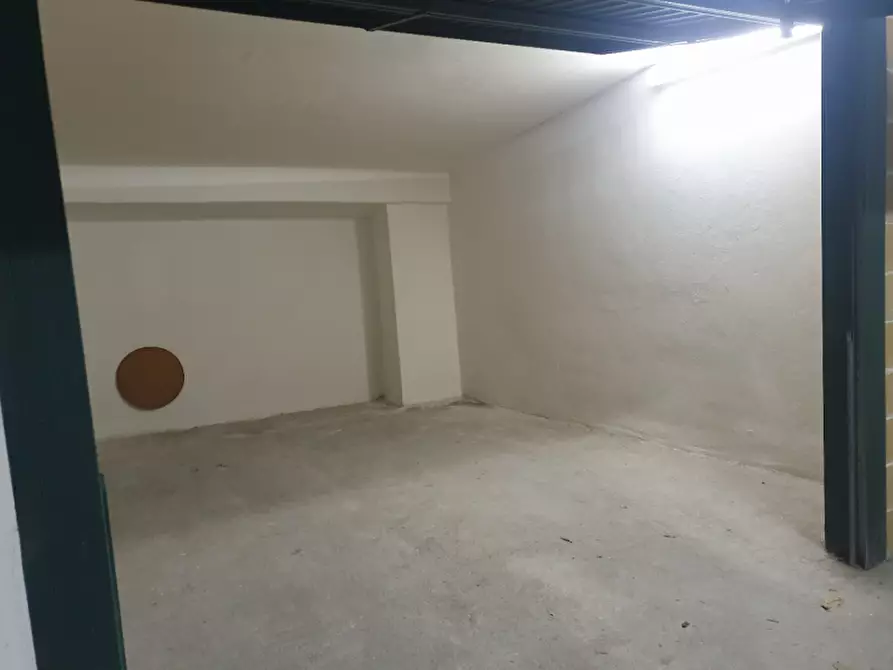 Immagine 3 di Box auto in vendita  in VIA AURELIA 200 a Andora