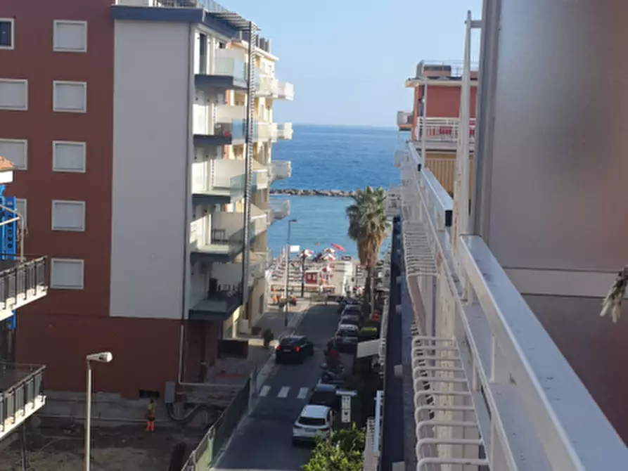 Immagine 1 di Appartamento in vendita  a San Bartolomeo Al Mare