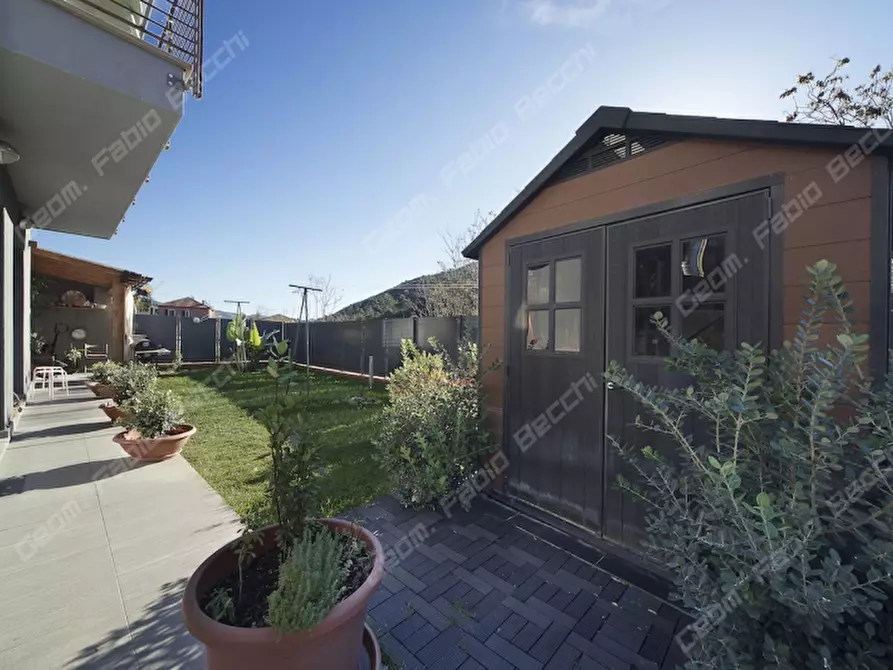 Immagine 3 di Villa in vendita  a Stellanello