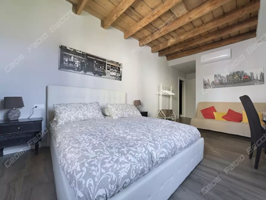 Immagine 18 di Villa in vendita  a Stellanello