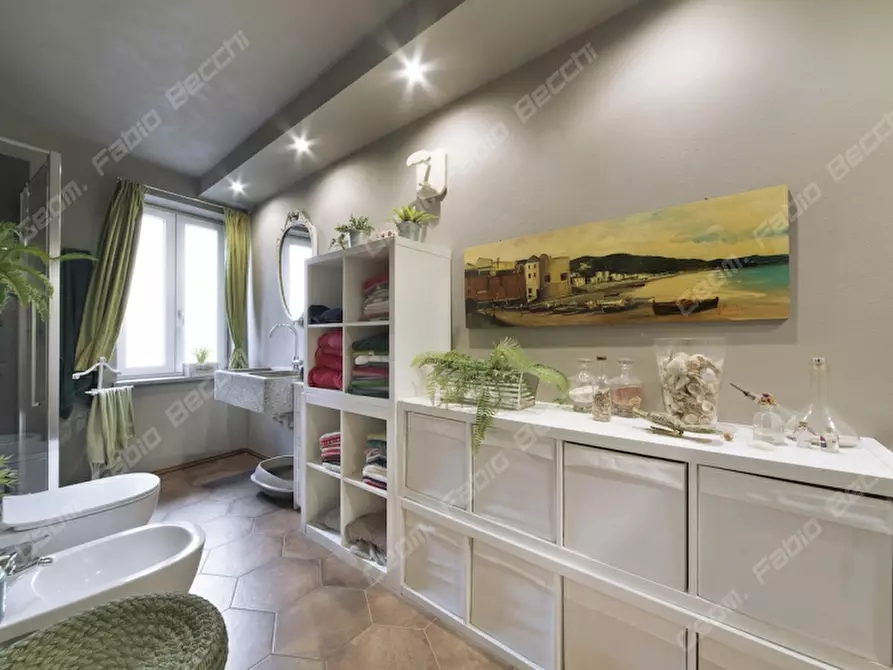 Immagine 26 di Villa in vendita  a Stellanello