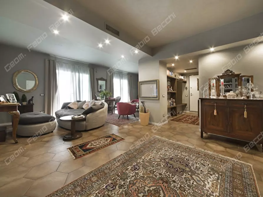 Immagine 37 di Villa in vendita  a Stellanello