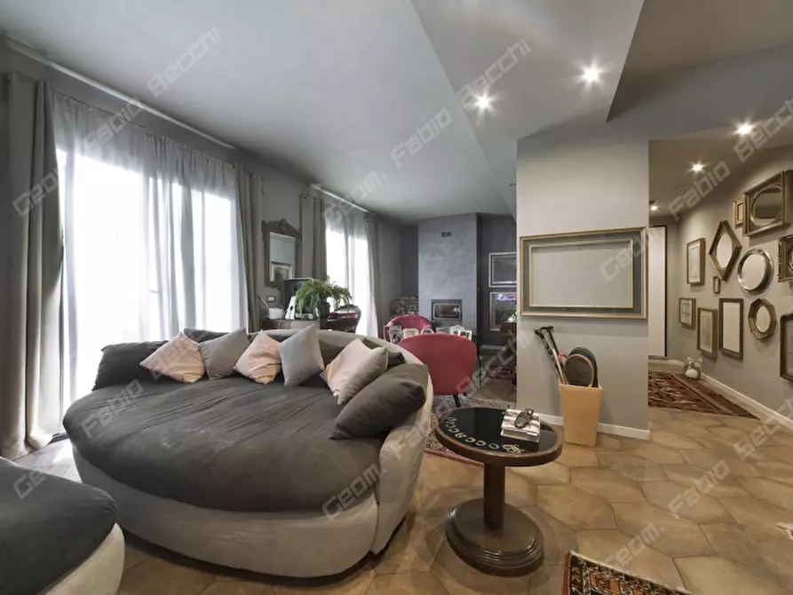 Immagine 38 di Villa in vendita  a Stellanello