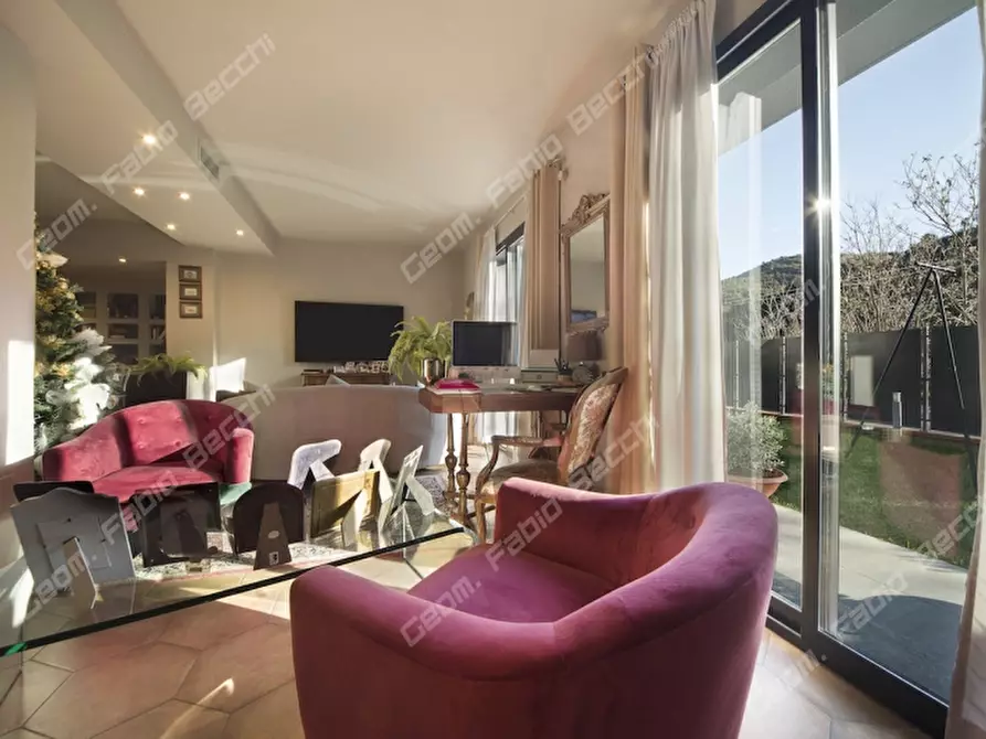 Immagine 40 di Villa in vendita  a Stellanello