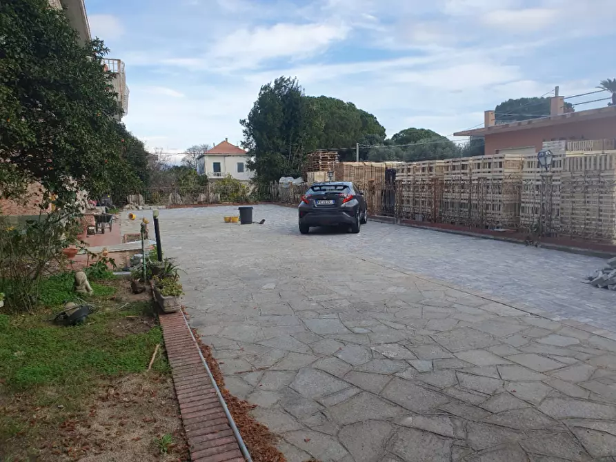 Immagine 5 di Appartamento in vendita  a Albenga