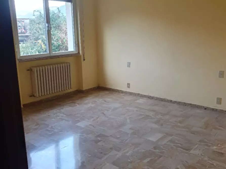 Immagine 9 di Appartamento in vendita  a Albenga