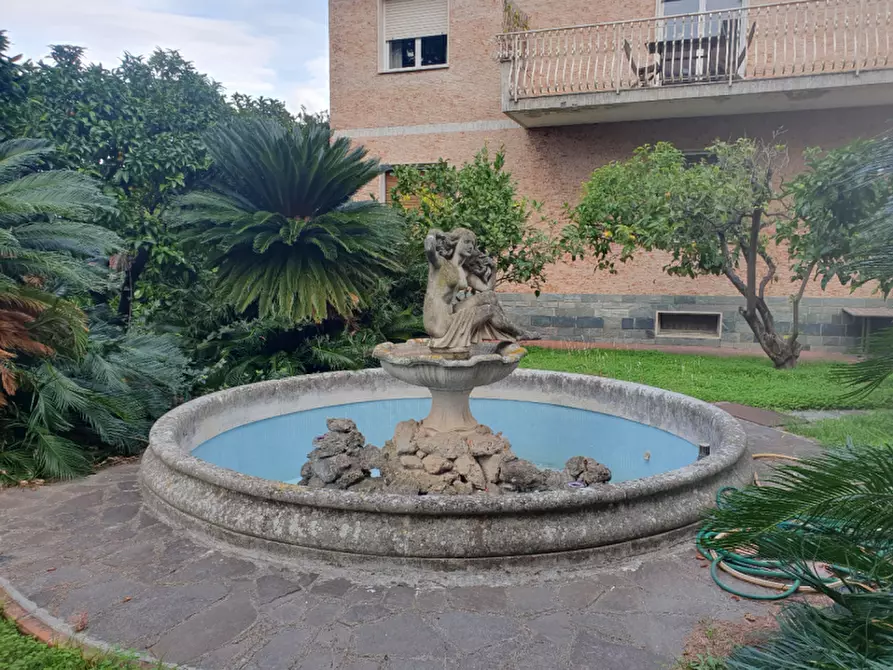 Immagine 1 di Appartamento in vendita  a Albenga