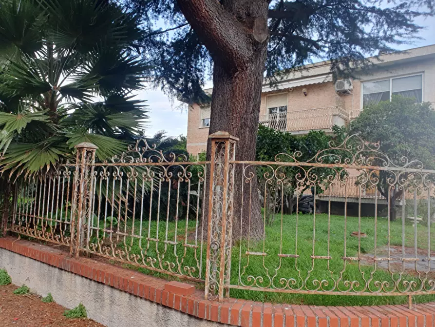 Immagine 2 di Appartamento in vendita  a Albenga