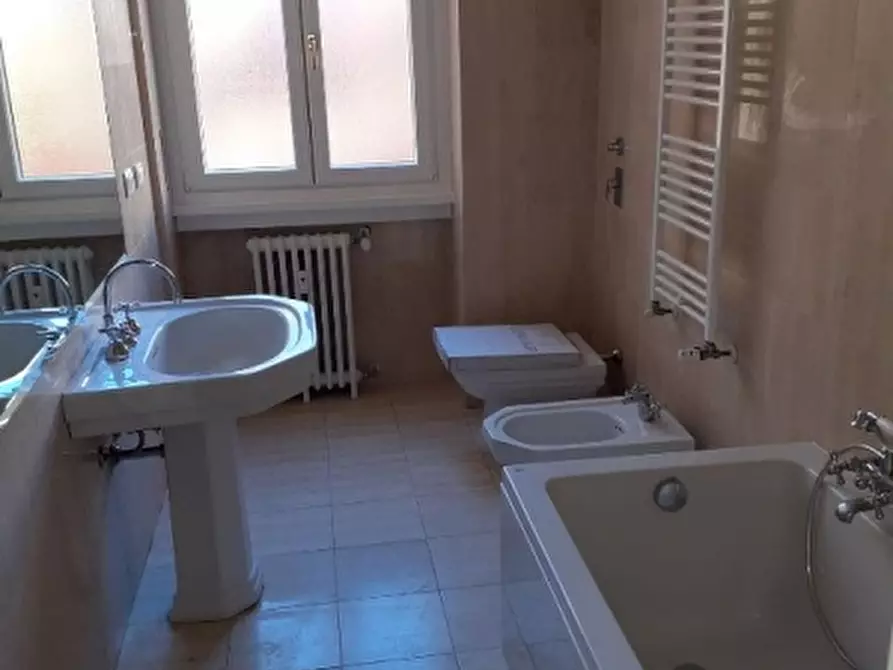 Immagine 13 di Appartamento in affitto  a Milano