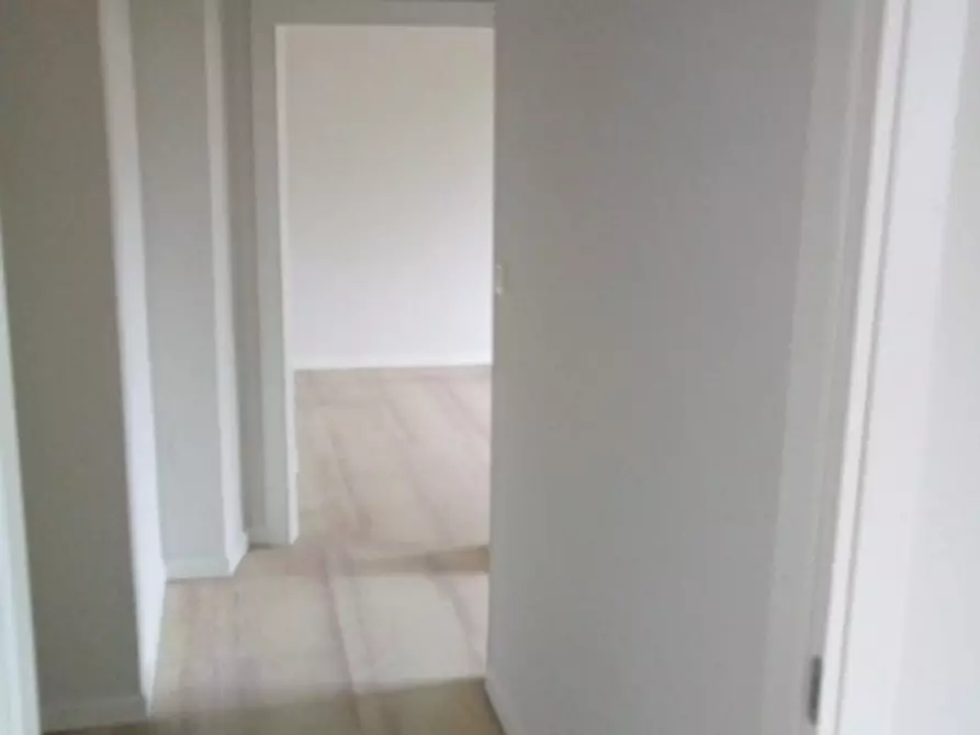 Immagine 10 di Appartamento in affitto  in Piazza Frattini a Milano