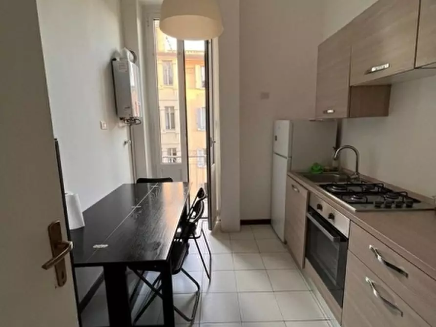 Immagine 2 di Stanza singola in affitto  a Milano