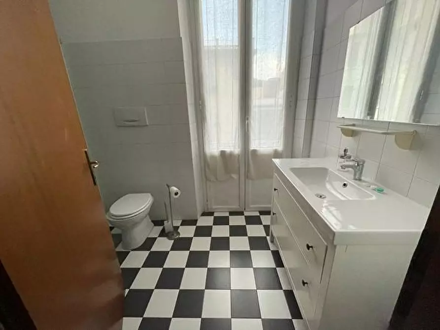 Immagine 10 di Stanza singola in affitto  a Milano