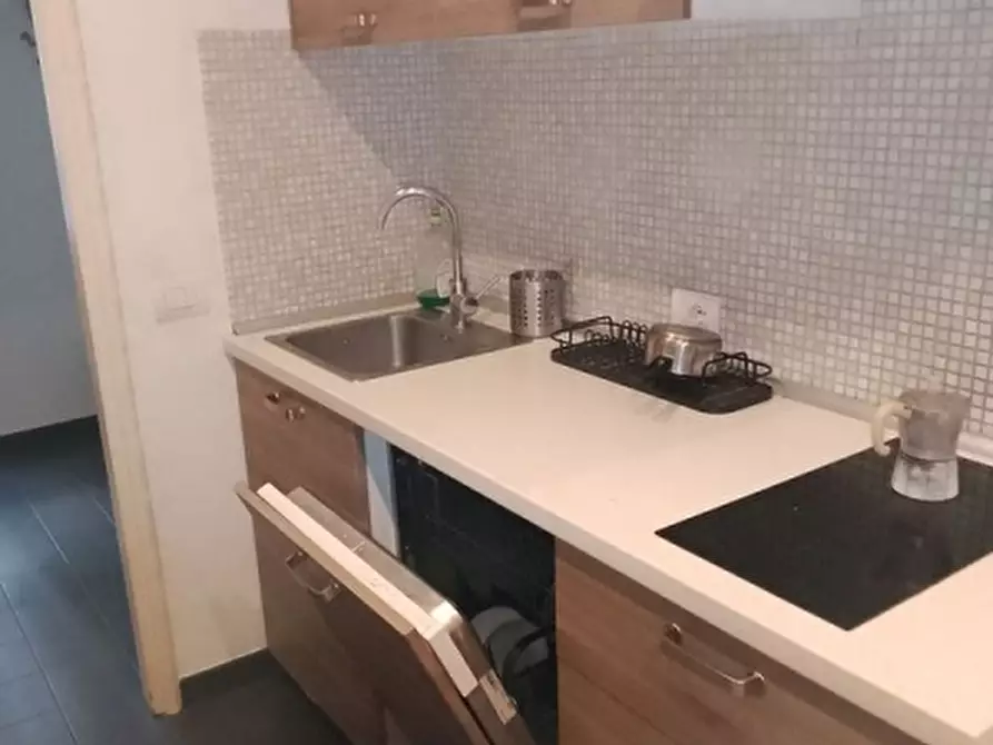 Immagine 12 di Appartamento in affitto  a Milano