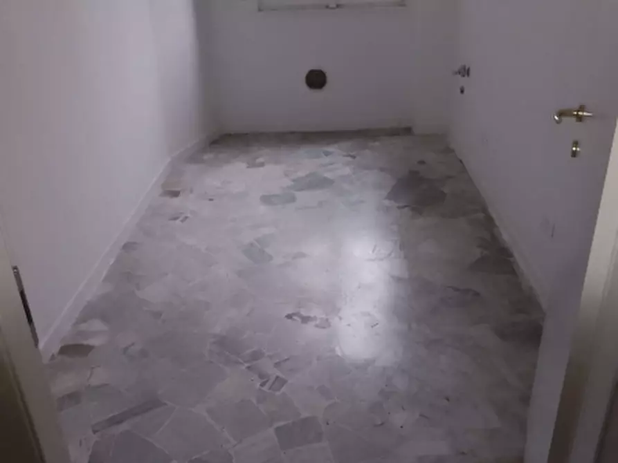 Immagine 10 di Appartamento in affitto  in Piazza Frattini a Milano