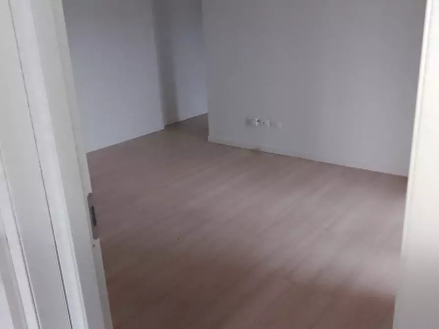 Immagine 16 di Appartamento in affitto  in Piazza Frattini a Milano