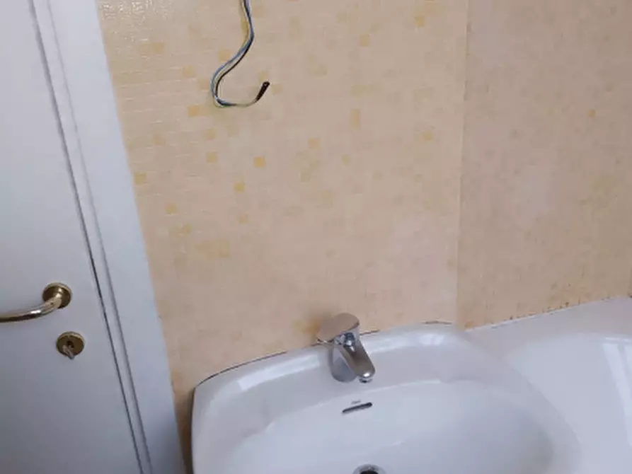 Immagine 22 di Appartamento in affitto  in Piazza Frattini a Milano