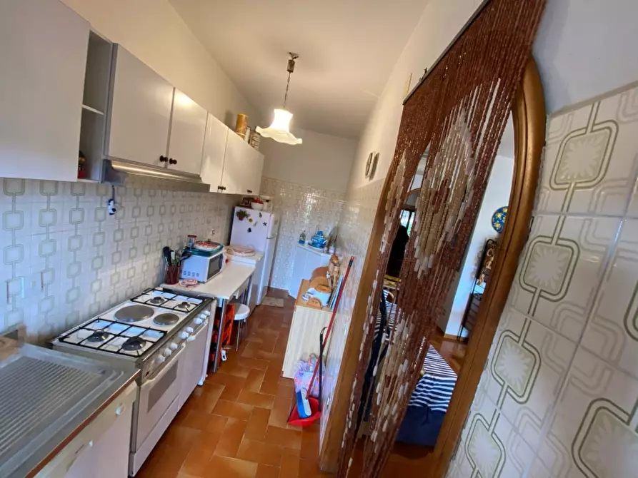 Immagine 7 di Appartamento in vendita  a Rosignano Marittimo