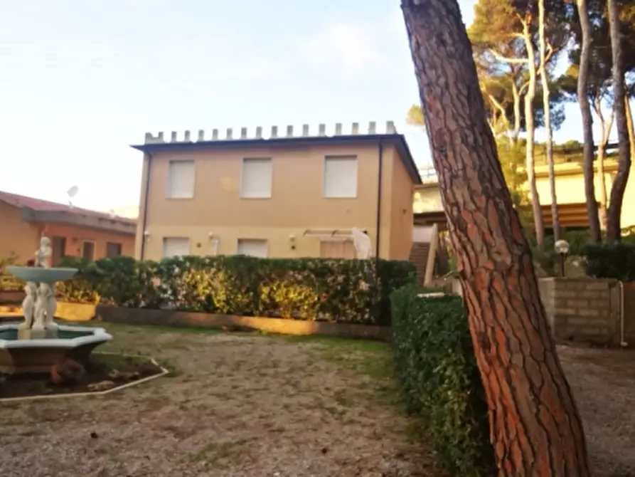 Immagine 9 di Appartamento in vendita  in Via Aurelia a Rosignano Marittimo