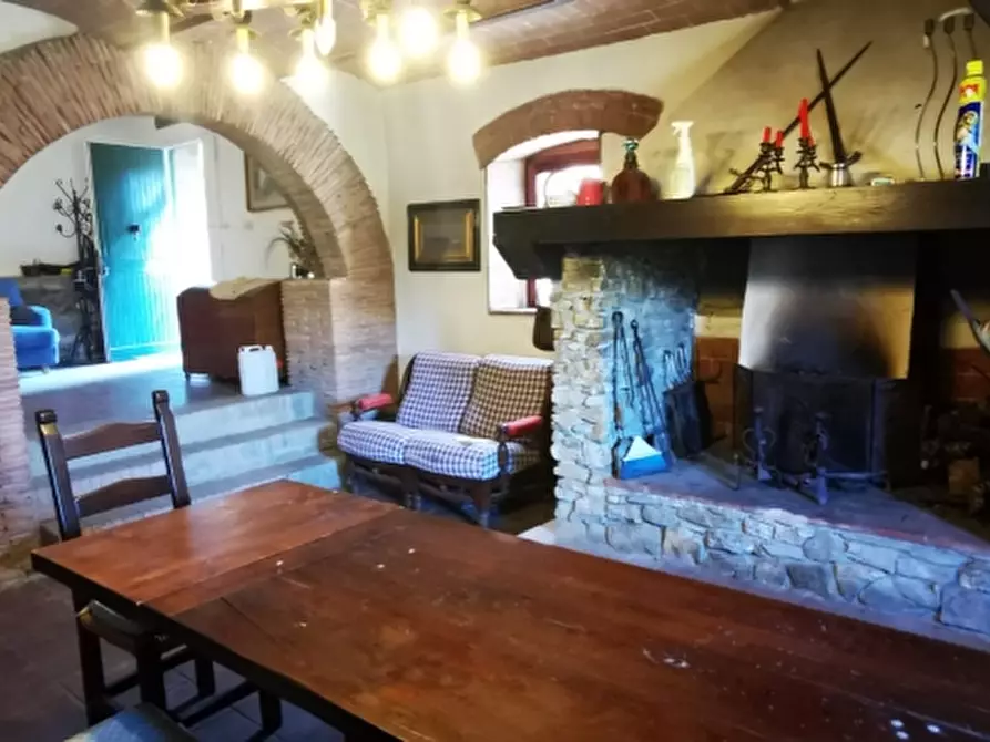 Immagine 11 di Casa colonica in vendita  a Rosignano Marittimo