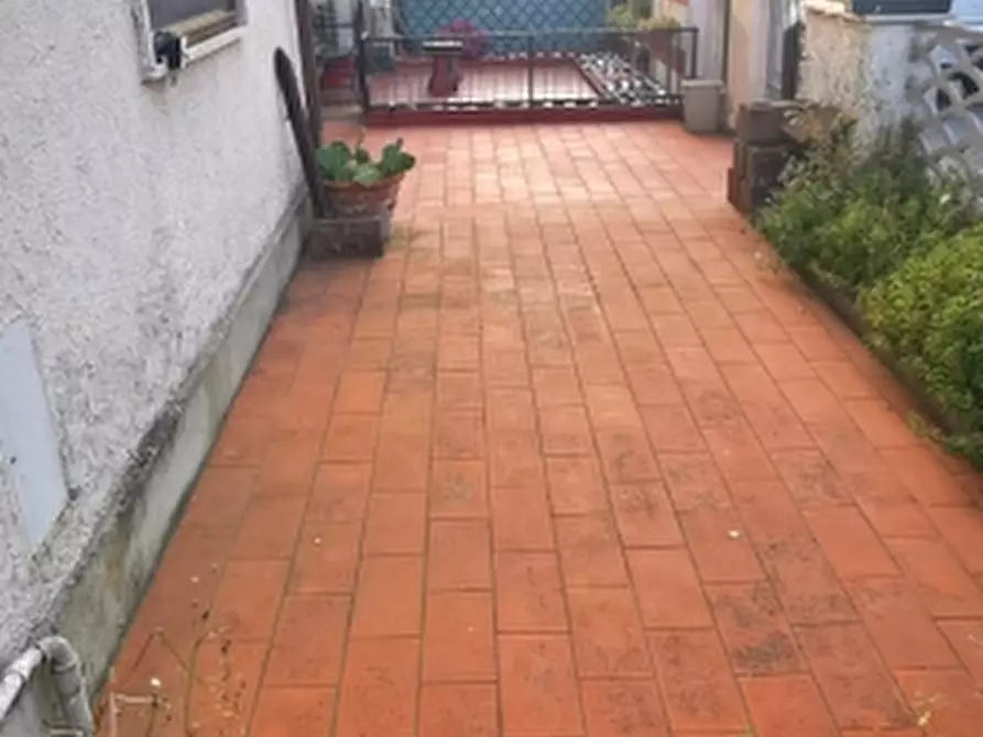 Immagine 12 di Appartamento in vendita  a Rosignano Marittimo