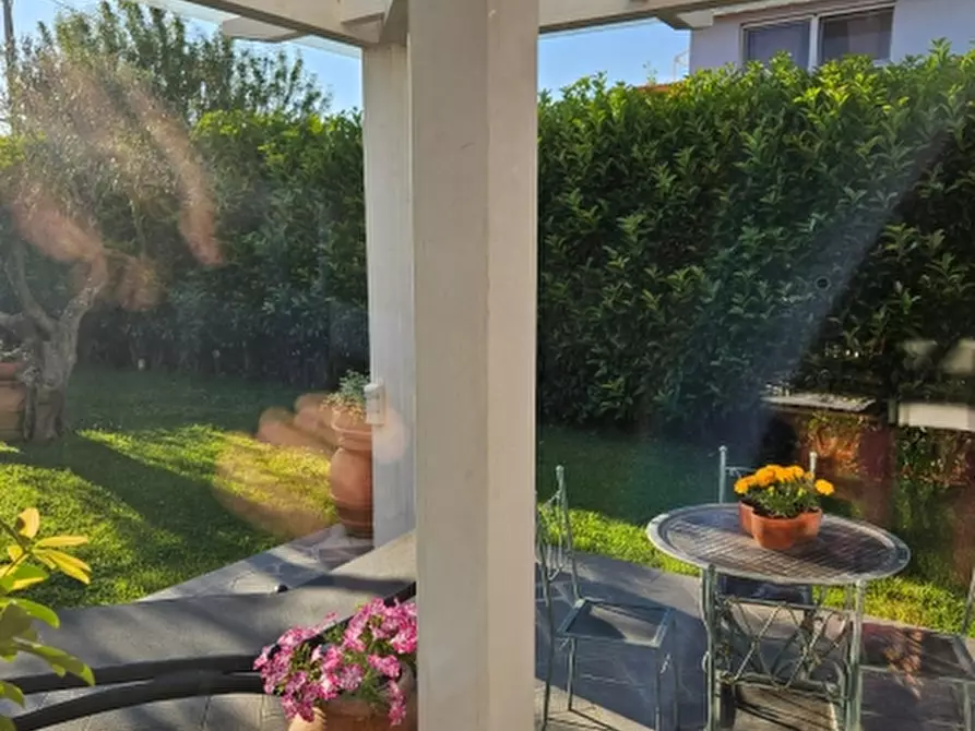Immagine 13 di Villa in vendita  in via belvedere a Rosignano Marittimo
