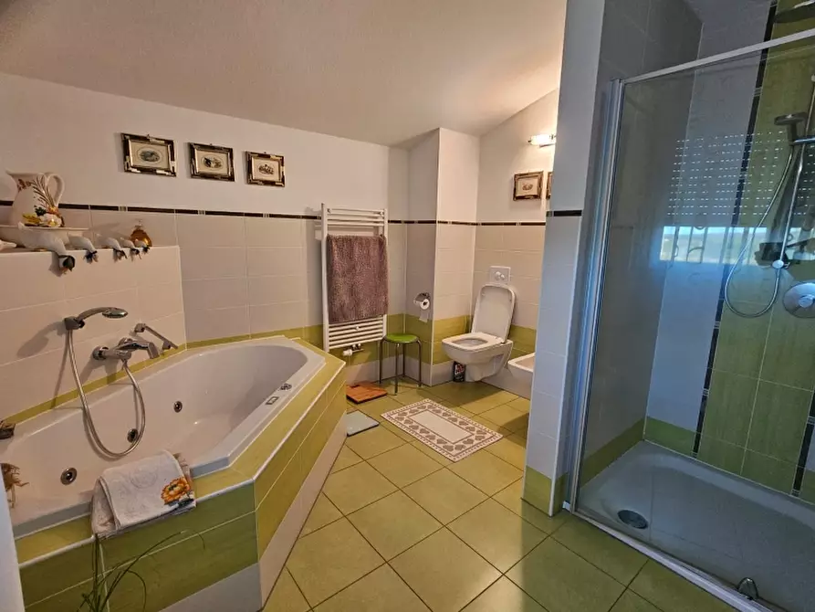 Immagine 16 di Villa in vendita  in via belvedere a Rosignano Marittimo