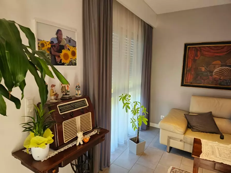 Immagine 5 di Villa in vendita  in via belvedere a Rosignano Marittimo