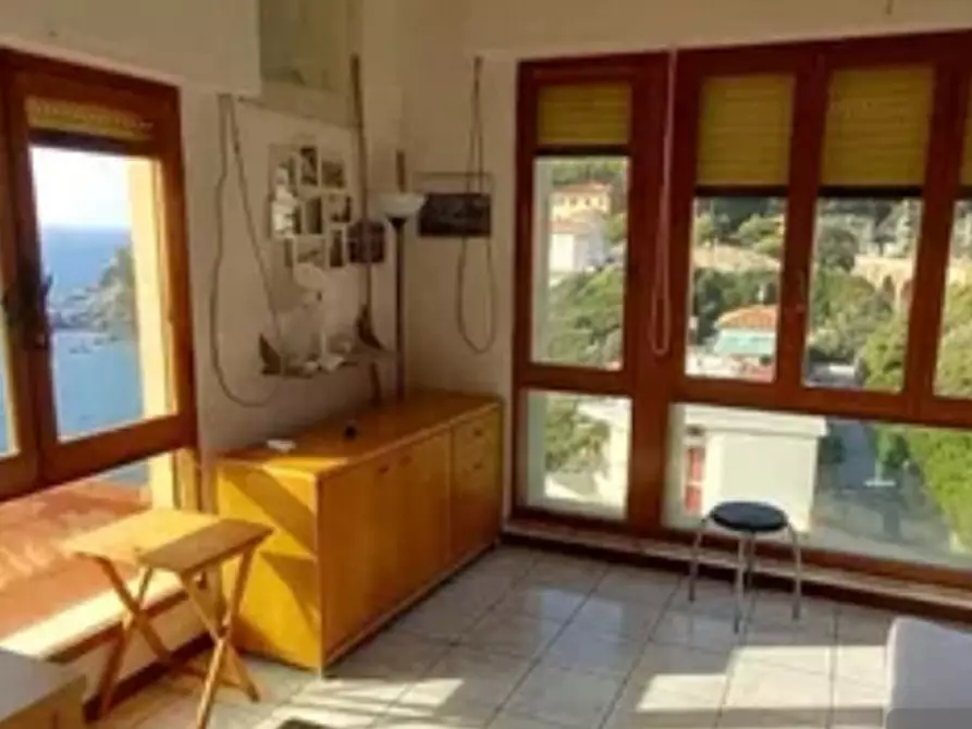 Immagine 10 di Appartamento in vendita  a Rosignano Marittimo