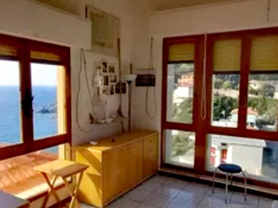 Immagine 17 di Appartamento in vendita  a Rosignano Marittimo