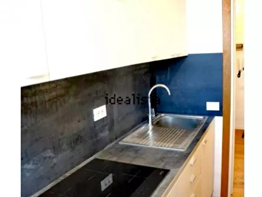 Immagine 5 di Appartamento in vendita  a Rosignano Marittimo