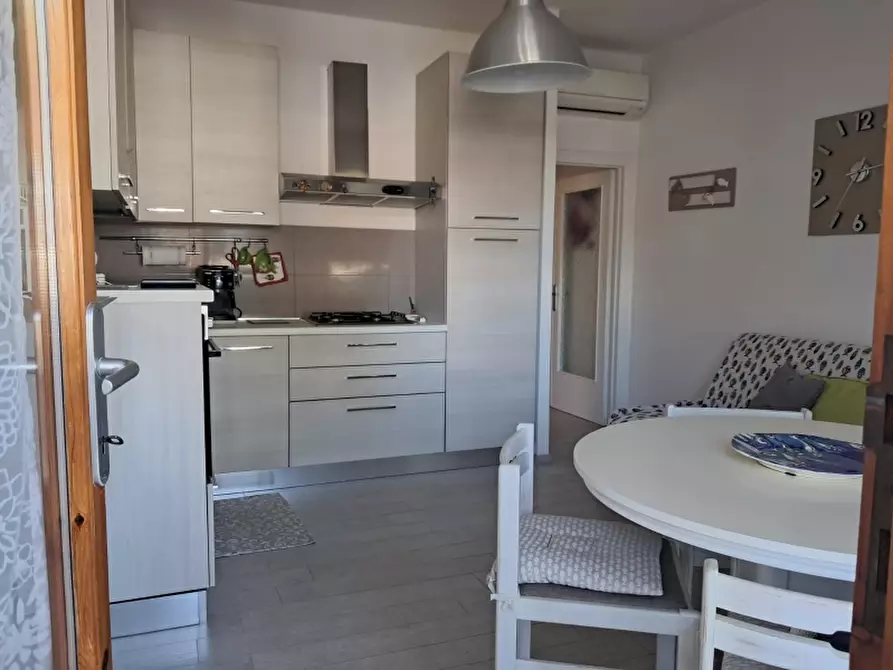 Immagine 3 di Appartamento in vendita  a Cecina