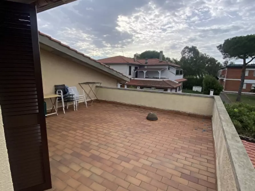 Immagine 8 di Appartamento in vendita  a Cecina